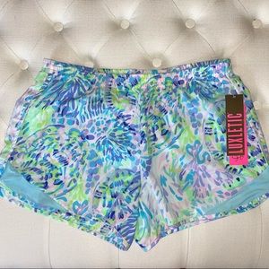 Lilly Pulitzer ocean trail shorts Luxletic BNWT